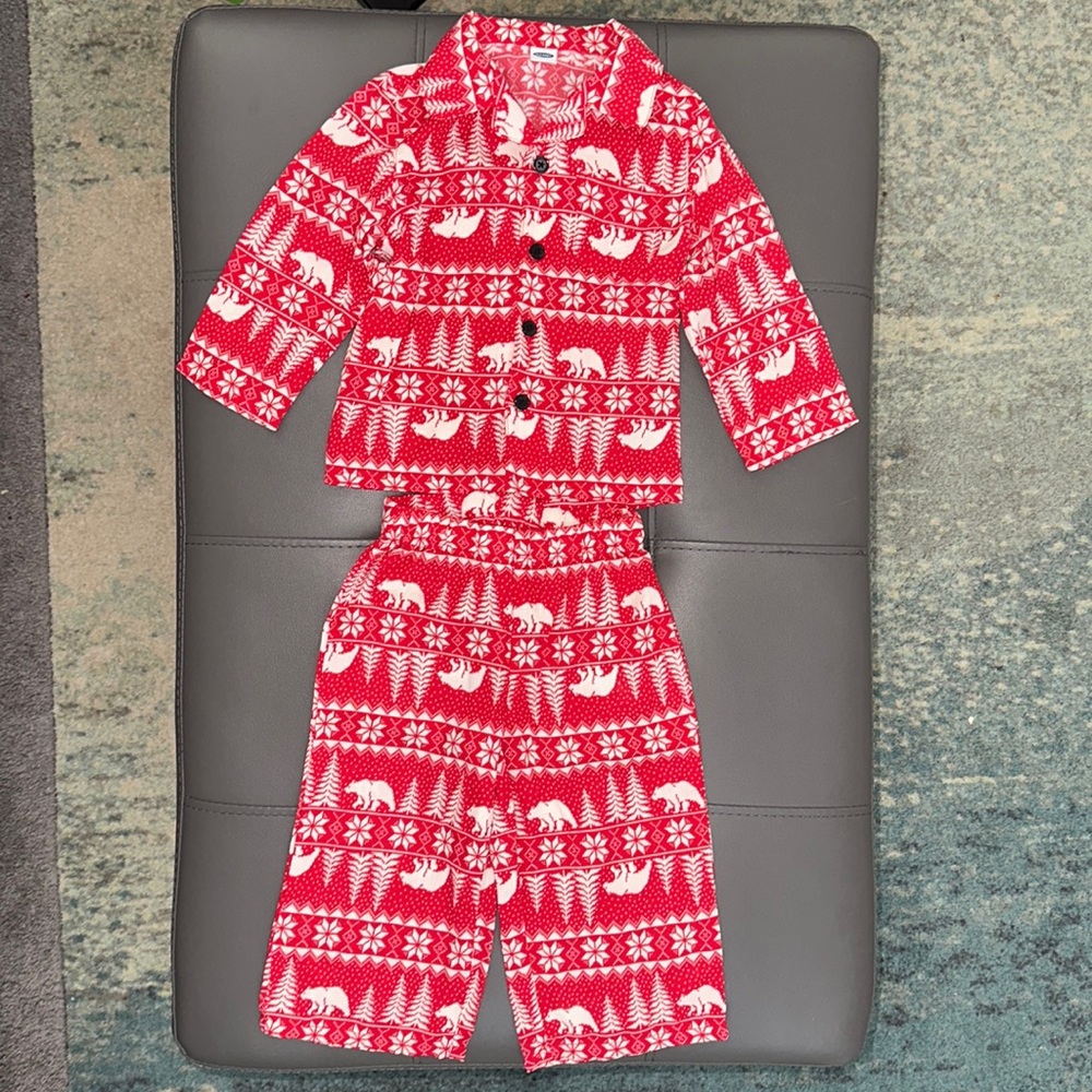 🏷️ 5 for $25 🏷️ Old Navy 18-24 months pajamas